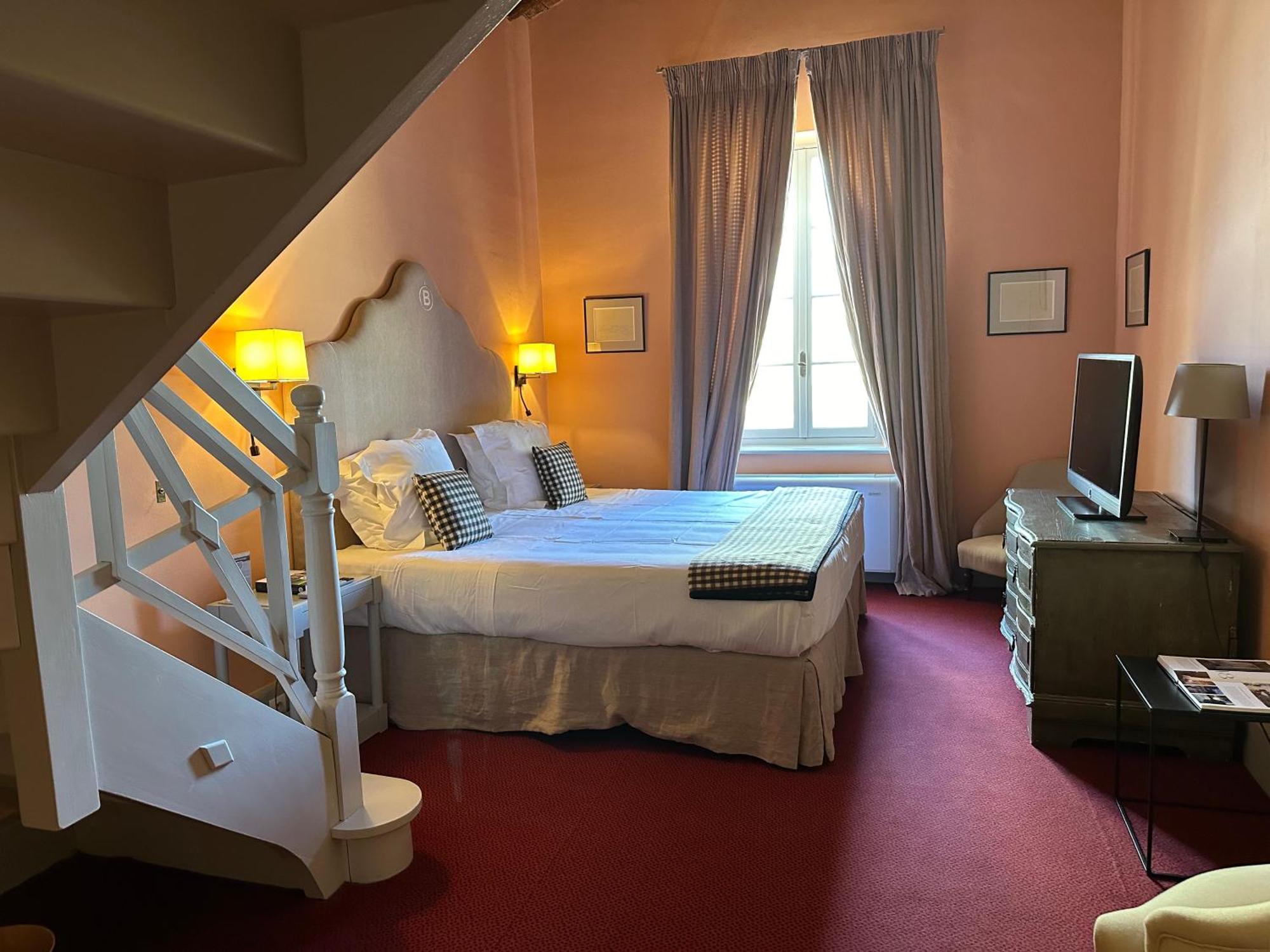 Le Mas De Peint - Hotel Et Restaurant Арль Экстерьер фото